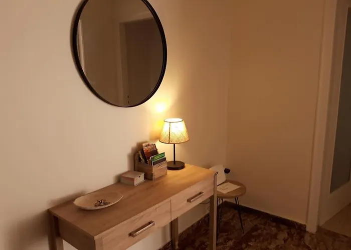 Comfort In The Апартаменты Каламата