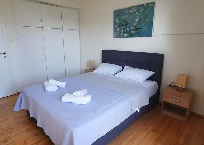 Comfort In The * Kalamata